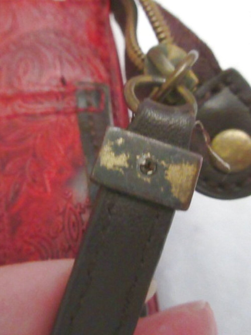 Vtg Fossil Relic Red Embossed Tooled Crossbody Bag Vegan Leather Western Boho - Picture 6 of 10